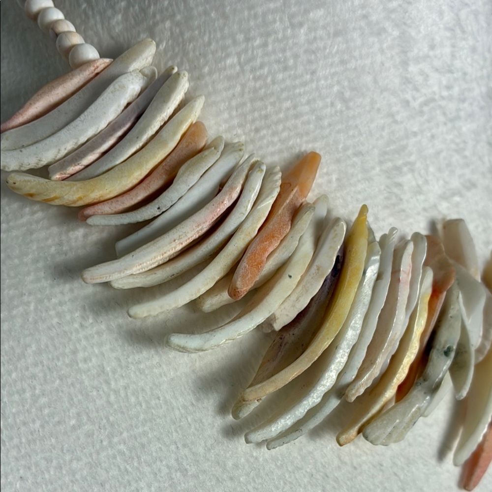 Stunning Multicolor Natural Shell Statement Neckl… - image 3